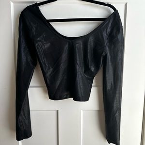 Lululemon long sleeve size 6